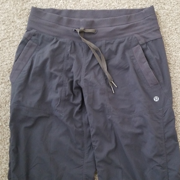 SOLD! Lululemon studio dance pants - Picture 2 of 2